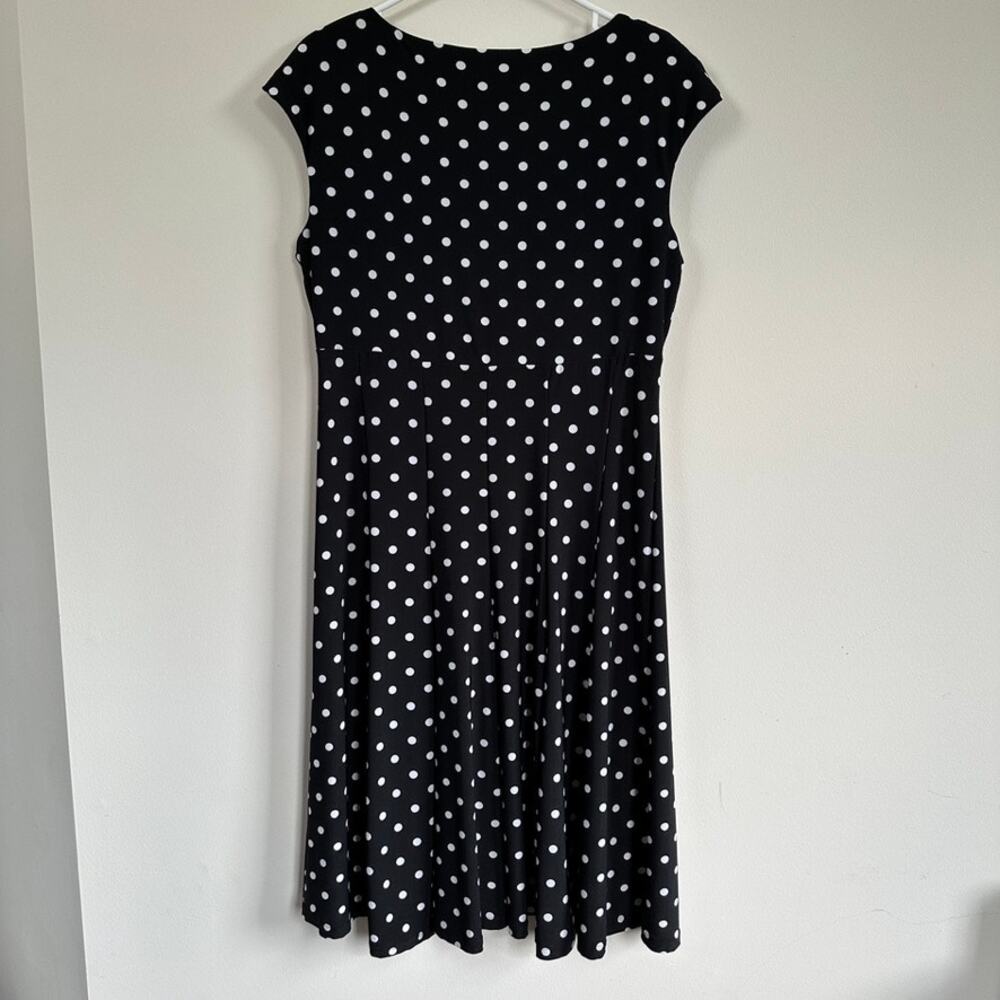 Lauren Ralph Lauren Dress V-Neck Short Sleeve Fit & Flare Black Polka Dot Sz Med - Picture 7 of 9